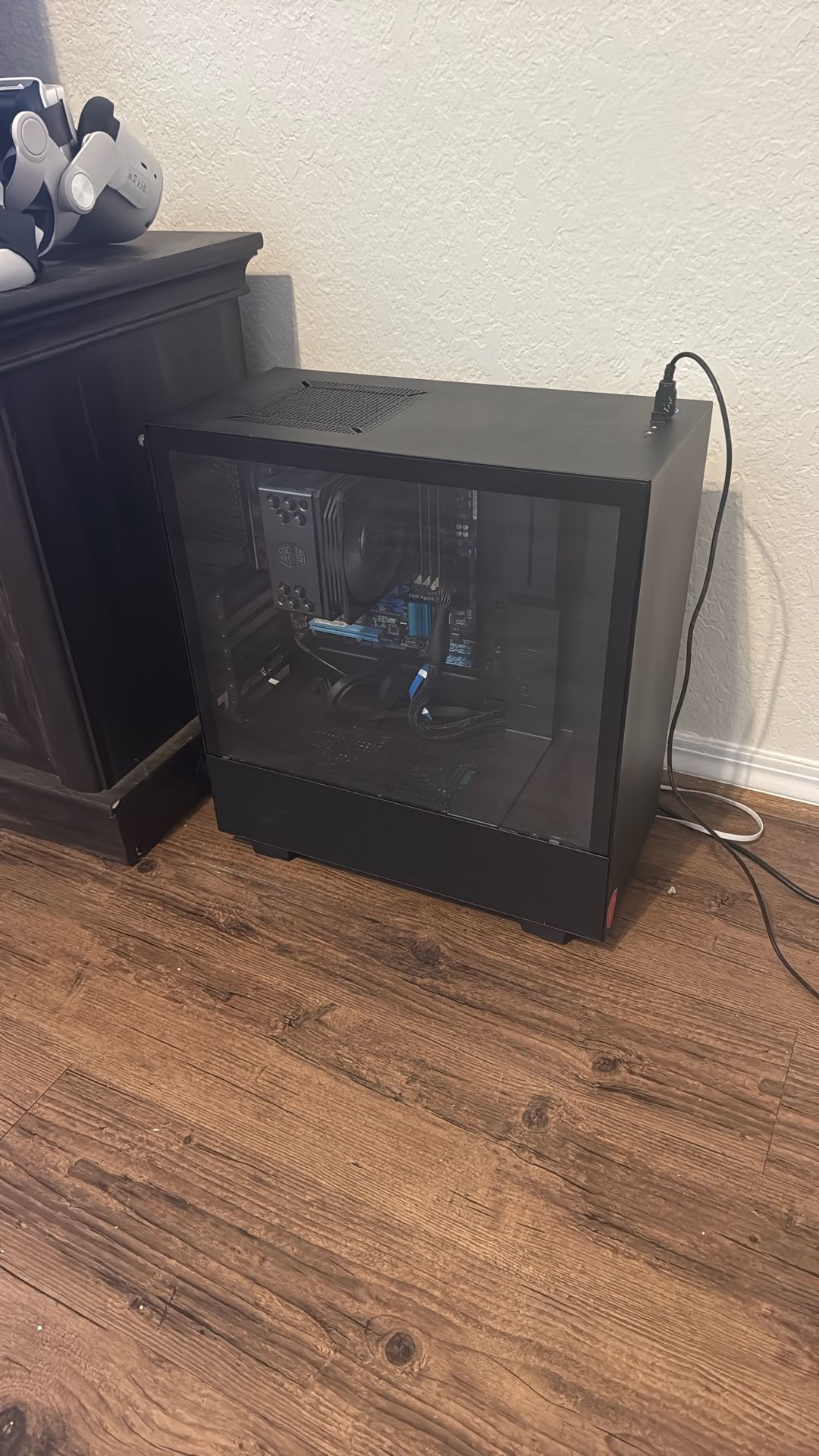 Desktop Computer 