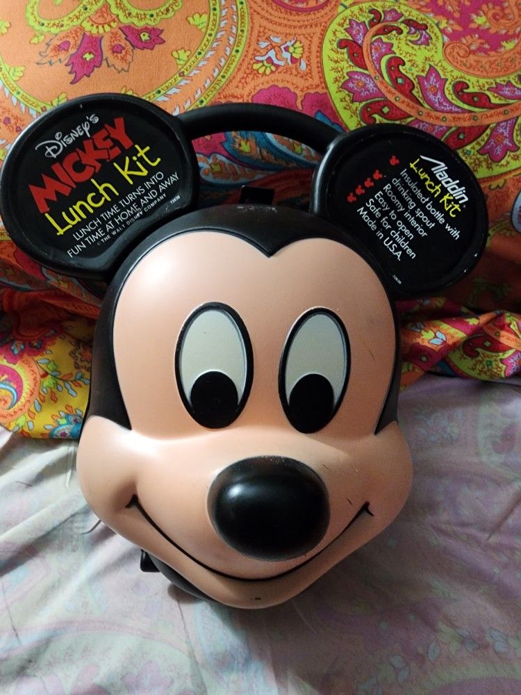 New Vintage Aladdin Mickey Mouse Lunch Kit $50, **Shipping Available**