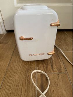 Flawless Mini fridge