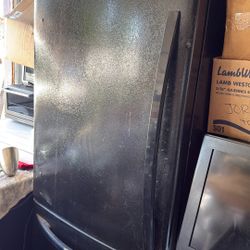 Free Free Refrigerator Only Today