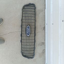 2002 Ford Grill