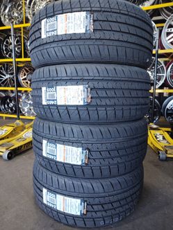 Set of four new P235/40R19 MILESTAR