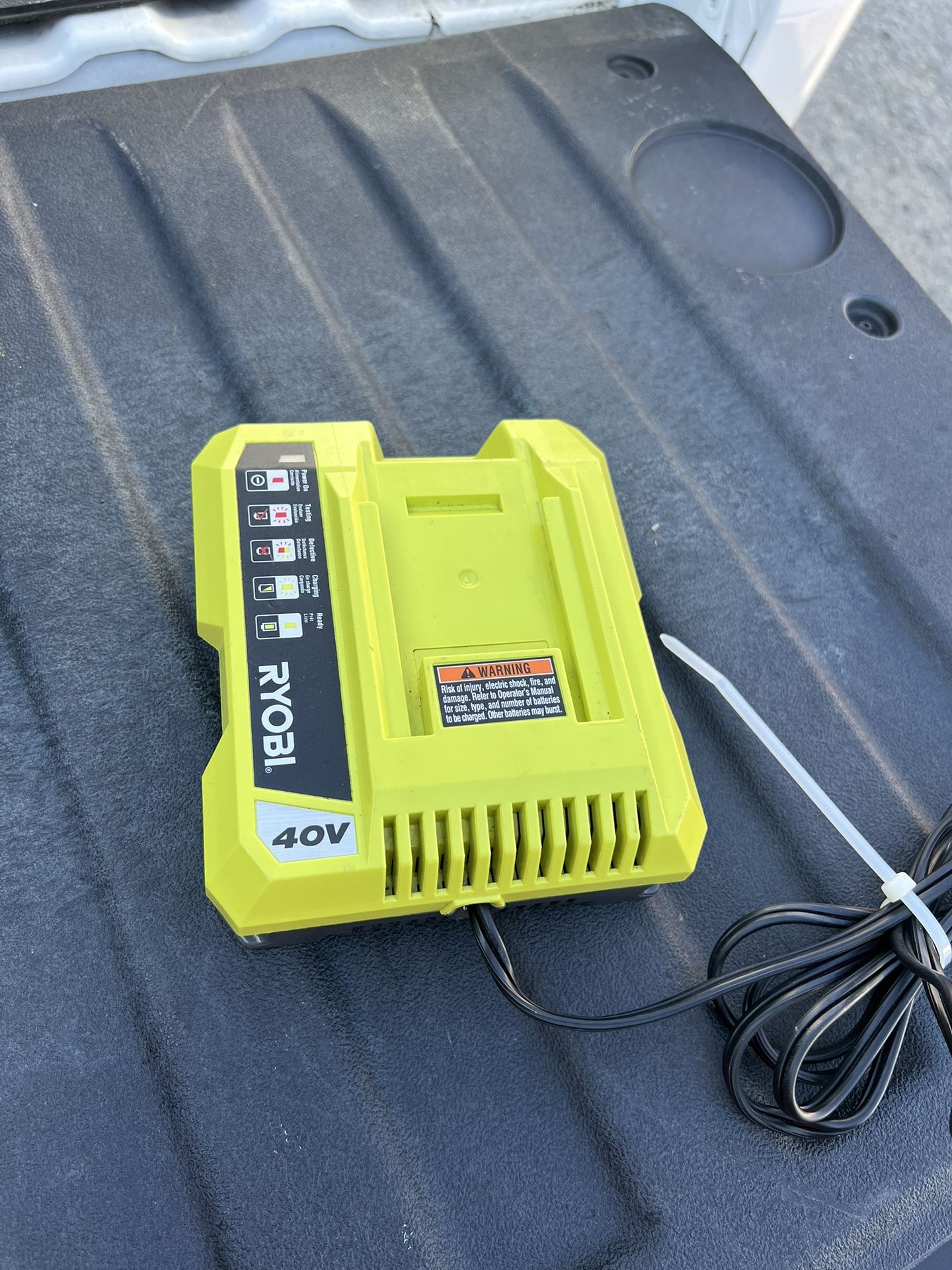 Ryobi Charger 🔌