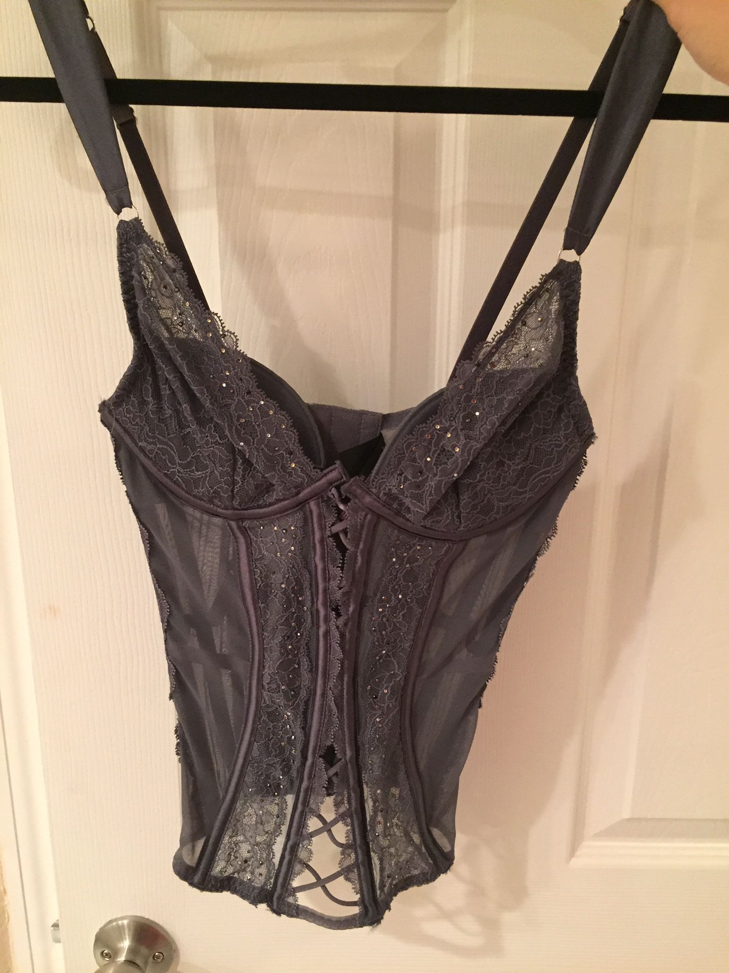Like new! Victoria secret corset for Sale in Omaha, NE - OfferUp