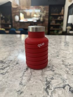 Hirshhorn 20-Ounce Collapsible Water Bottle