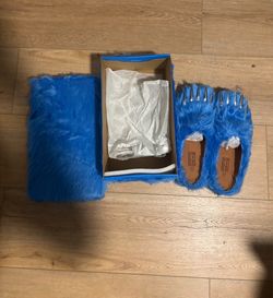 Bravest studios bear claw slippers