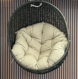 Egg chair