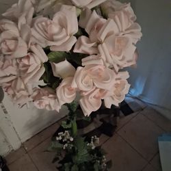Standing Pink Rose Bouquet 