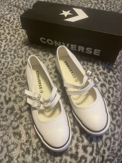 WOMEN'S CONVERSE CHUCK TAYLOR DAINTY MARY JANE SNEAKERS