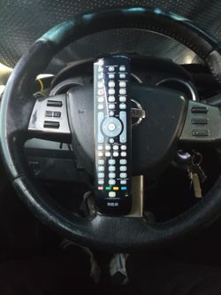 RCA UNIVERSAL REMOTE CONTROL