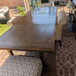 Beautiful Wood Dining Table 