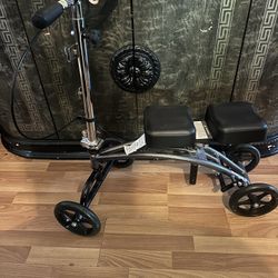 Drive Medical Dual Pad Steerable Knee Walker