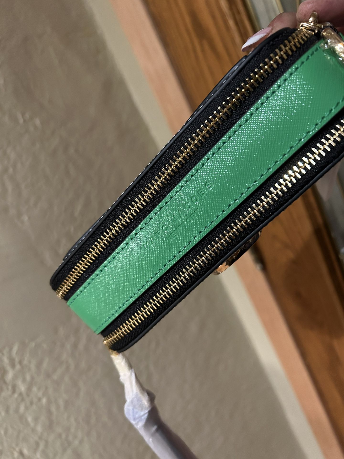 Marc Jacobs Snapshot purse for Sale in Los Angeles, CA - OfferUp