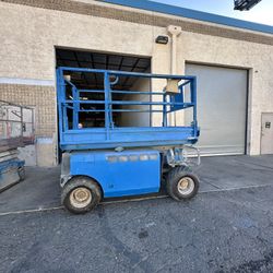 Genie Rough Terrain 26’Ft