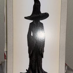 Exclusive Tree Witch Statue 