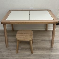 Kids table and chair