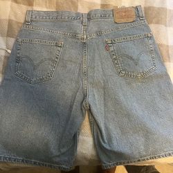 Levi’s Jean shorts size 36