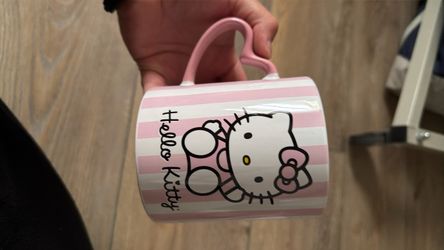 Hello Kitty Heart Mug