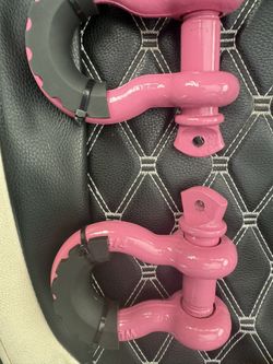 Shackles Pink