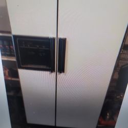 G E refrigerator 