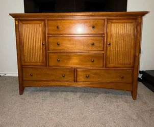 Dresser