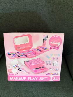 Brand new : makeup kit for kid