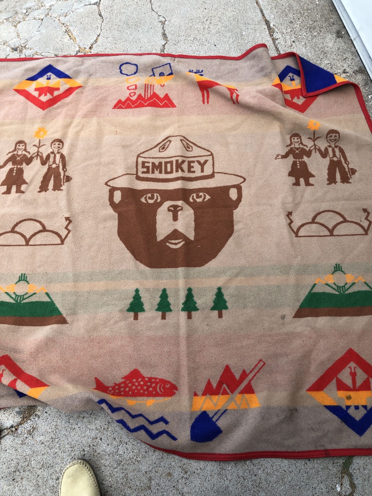 Smokey the Bear Pendleton blanket for Sale in San Diego, CA OfferUp