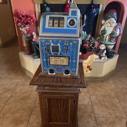 Jennings Dutch Boy 10 Cent Slot Machine Very Good