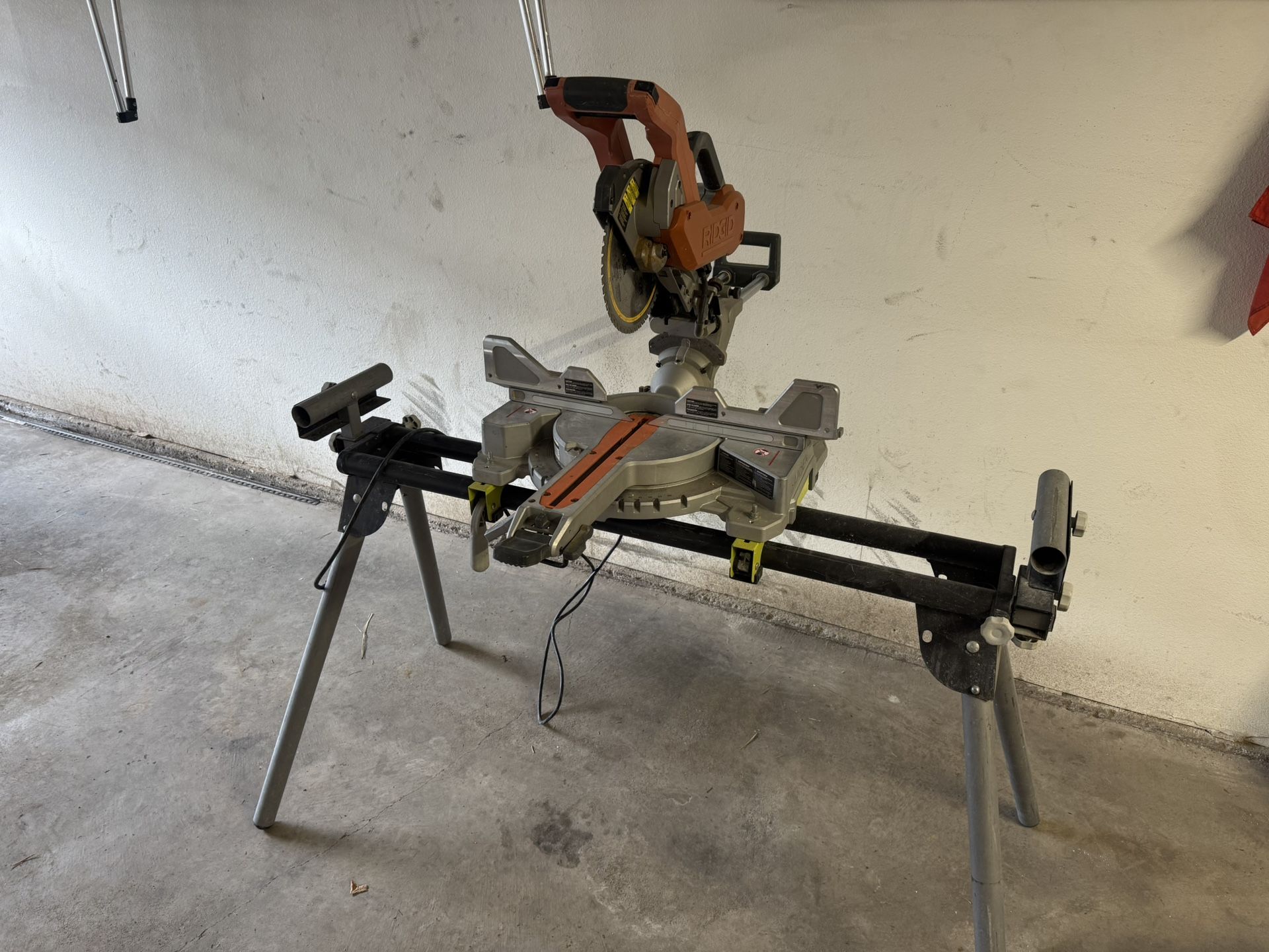 Ridgid 10” Doul Bevel Sliding Miter Saw