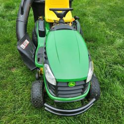 John Deere Mower Lawn Mower