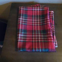 Christmas Large Red Table Cloth With Matching Place Mats