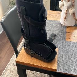 Rocker Recovery Boot Adult Size Small