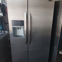 FRIGIDAIRE 2 DOORS