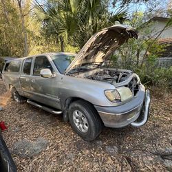Toyota tundra 2002 for sale (no title )