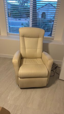 Cream Leather power Recliner Chair