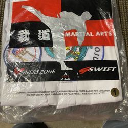 Winners Zone Swift Martial Arts Uniform White (Size 1)