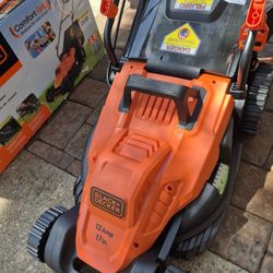 BLACK DECKER ELECTRIC LAWN MOWER 