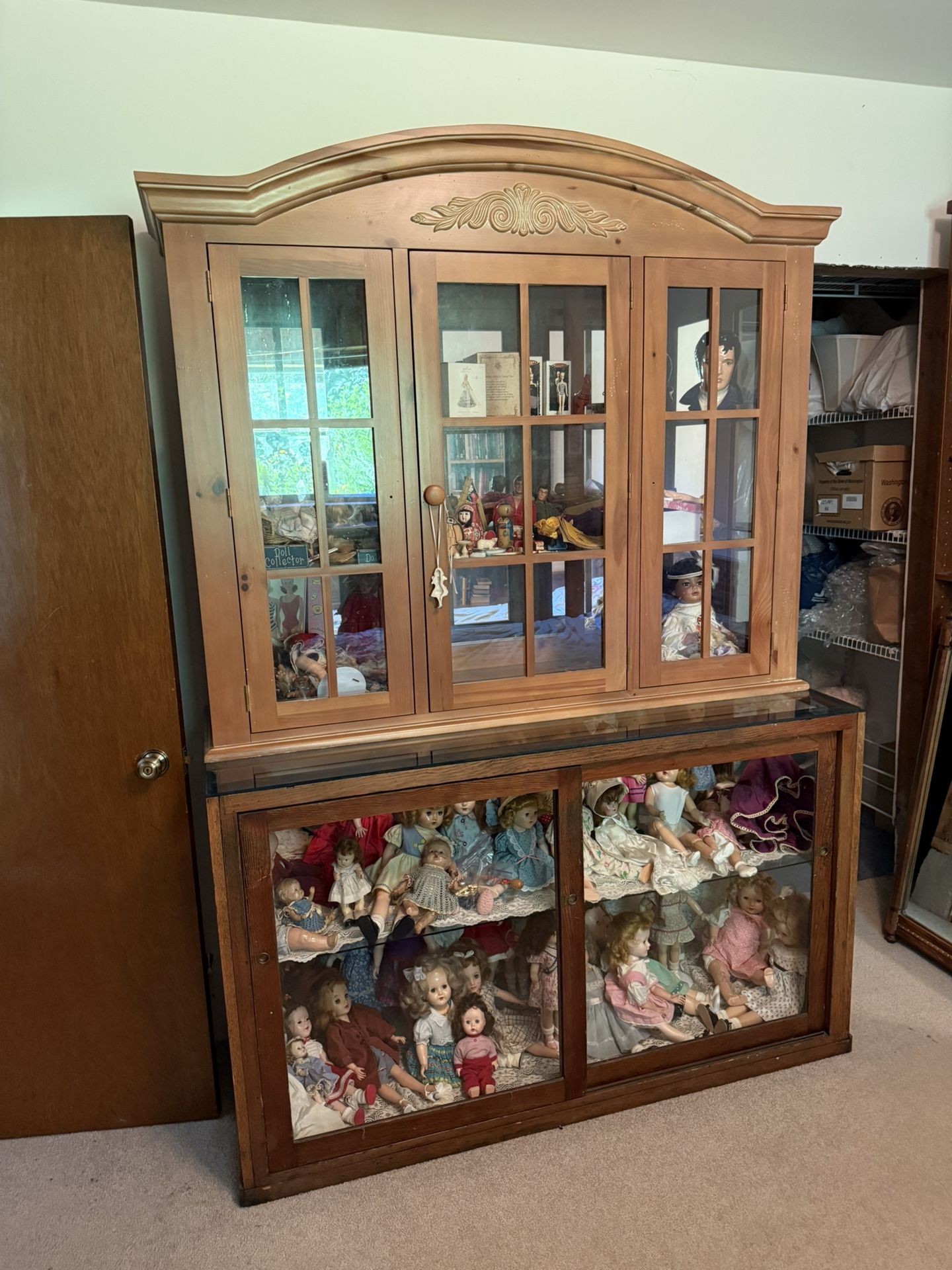 Display China Cabinet
