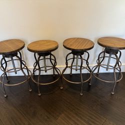 Rustic set (4) Bar Stools
