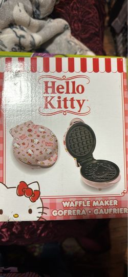Hello Kitty Mini Waffle Maker