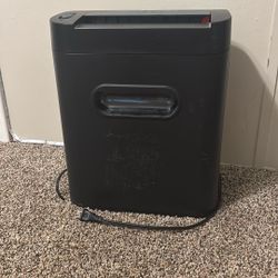 Shredding machine