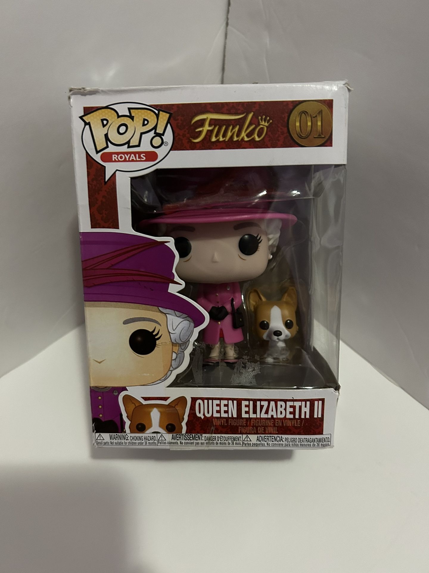 Funko Pop! Queen Elizabeth II Pink Dress Funko Pop 01 with Protector