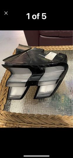 2021-23  Mustang Mach E Taillight 