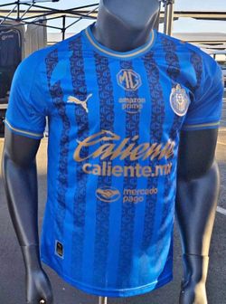 Soccer Chivas Guadalajara el rebaño sagrado  New Jersey  2025-  2026 fan version sizes small to 4xl tricampeon futbol Mexico home local away visitante