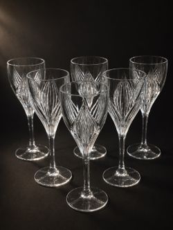 Elegant Set of 6 Gorham Primrose Crystal 8" Wine Glasses - Mint Condition!!