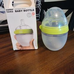 Como Tomo Silcone Baby Bottle