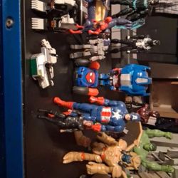 Huge Toy Lot Marvel Star Wars Power Rangers - $60