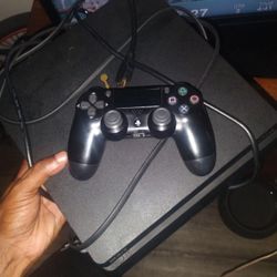 PS4 Comes With Bo6 And Ps Plus
