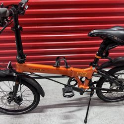 Dahon Launch D8 Preowned Folding Bike 