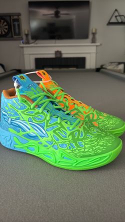 Melo TMNT Shoe Sz 9